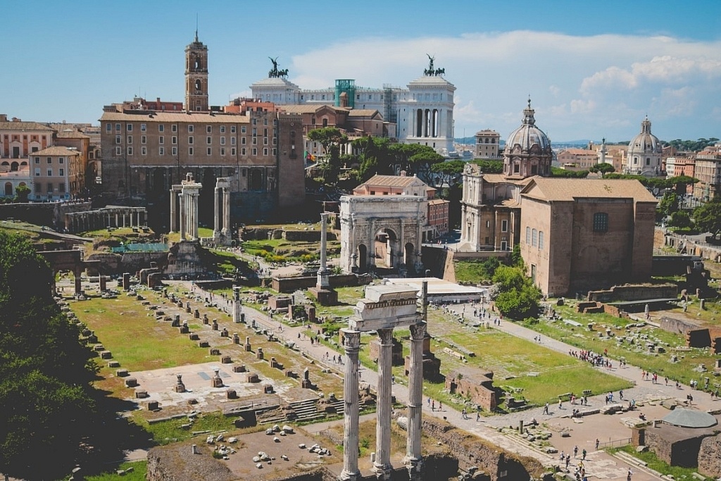 forum romain rome vue d'ensemble