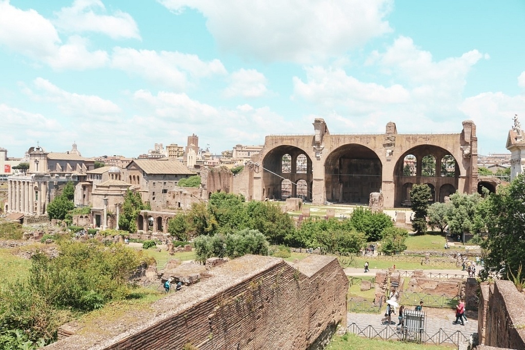 forum romain rome temple