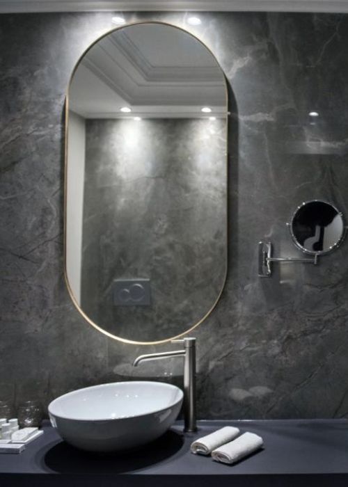 Salle de bain de l’Antico Albergo del Sole al Pantheon à Rome - Les Escapades à Rome