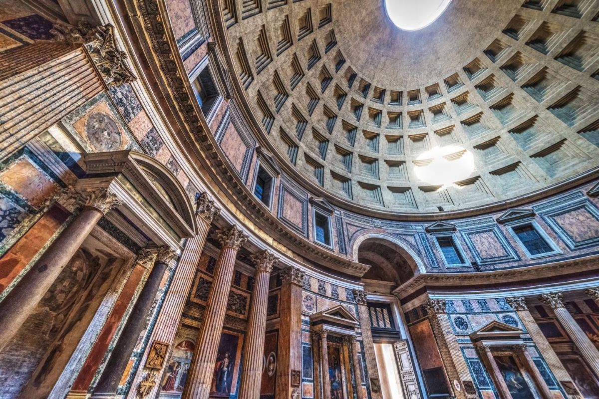 Intérieur du Panthéon à Rome, monument incontournable de Rome - Les Escapades à Rome